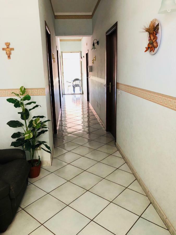 B&B Padre Pio Mascali Εξωτερικό φωτογραφία