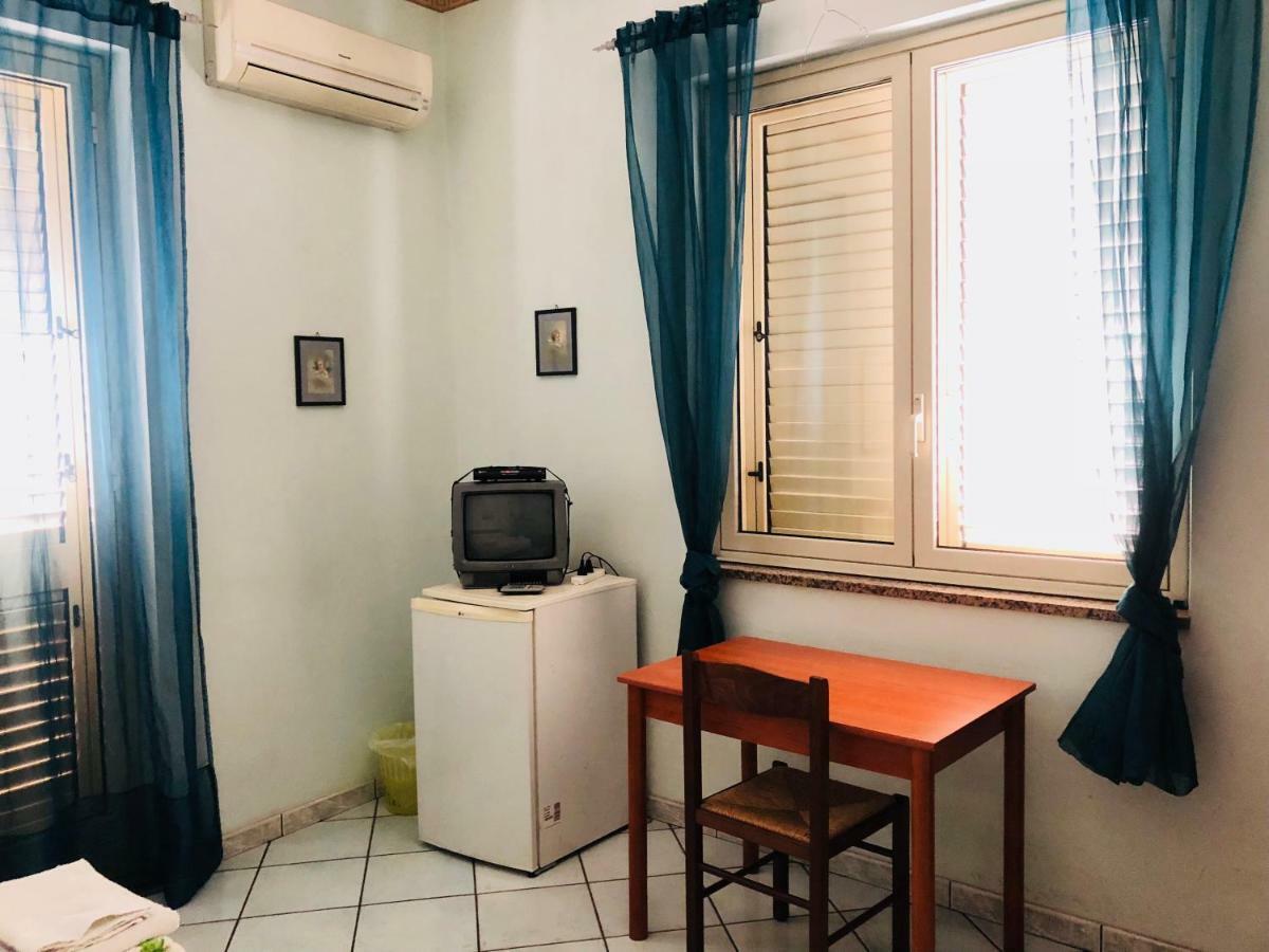 B&B Padre Pio Mascali Εξωτερικό φωτογραφία